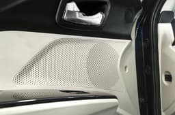 Mahindra XUV 3XO REVX A speakers