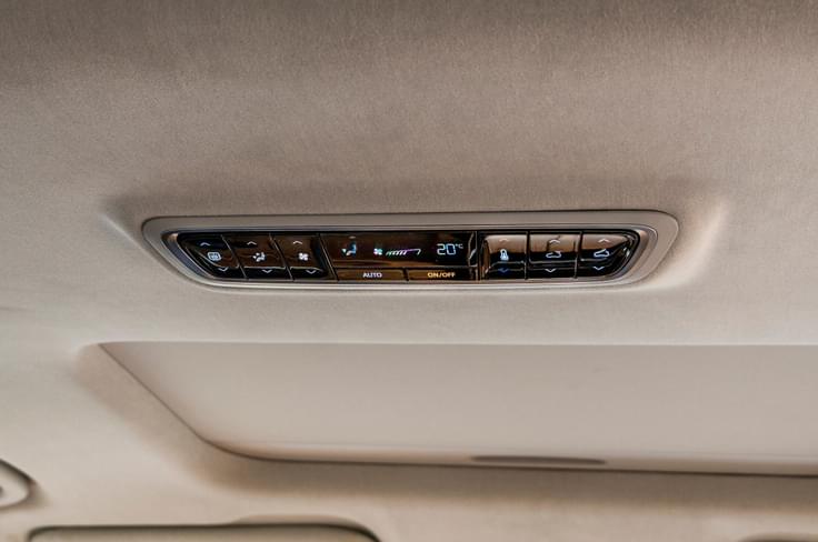 Rear passengers also get a dedicated climate zone. MG M9 second-row climate control.