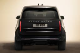 range rover sv black edition in studio