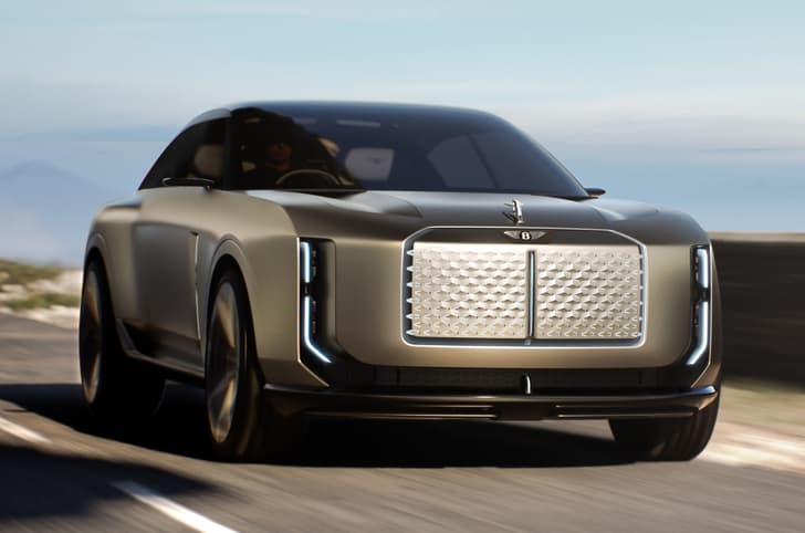 Bentley EXP 15 front quarter tracking 