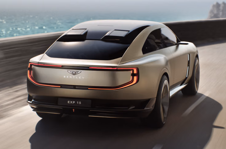 Bentley will closely monitor reaction to the EXP 15 concept in order to gauge the viability of these design cues. Bentley EXP 15 rear quarter tracking