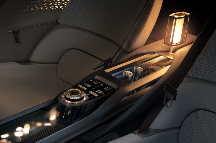 Bentley EXP 15 centre console