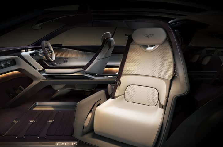 Bentley EXP 15 swiveling seats