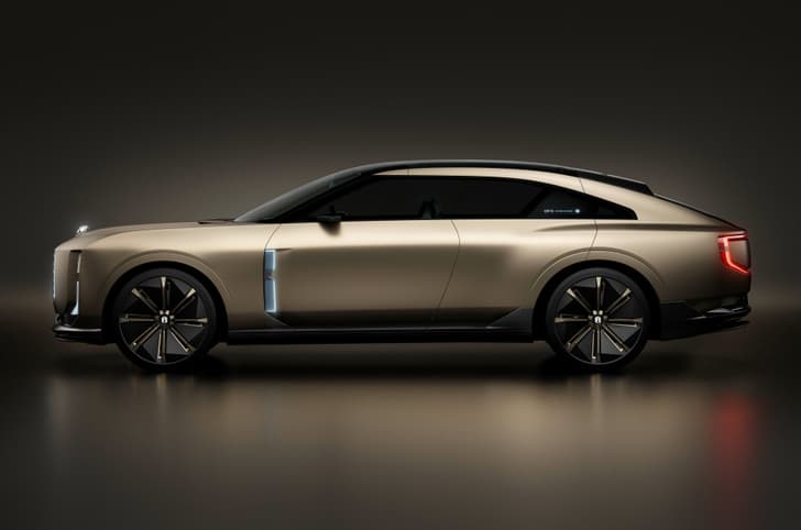 Bentley EXP 15 side profile