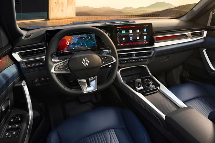 10-inch screens for infotainment and entertainment; the touchscreen gets Renault’s openR link multimedia and OTA updates. Renault Boreal interior