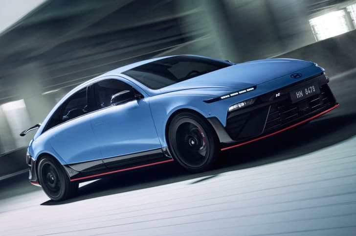 Hyundai Ioniq 6 N front right action