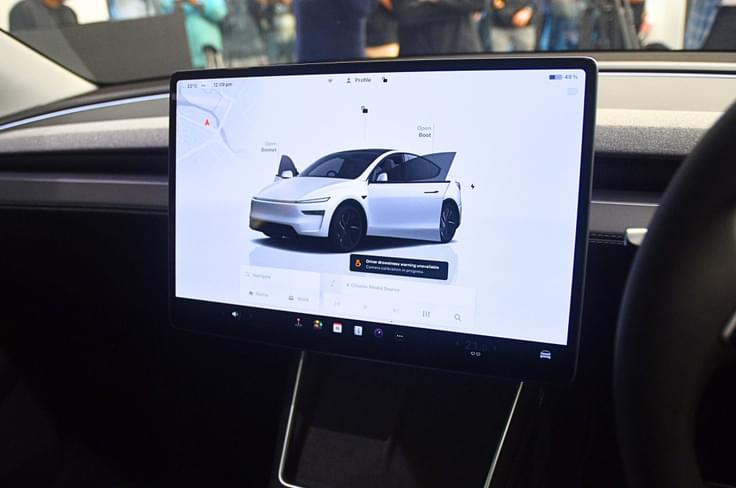 A large 15.4-inch touchscreen is used to control most functions. Tesla Model Y touchscreen