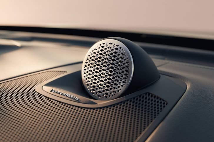 2025 Volvo XC60 facelift Bowers & Wilkins High Fidelity system