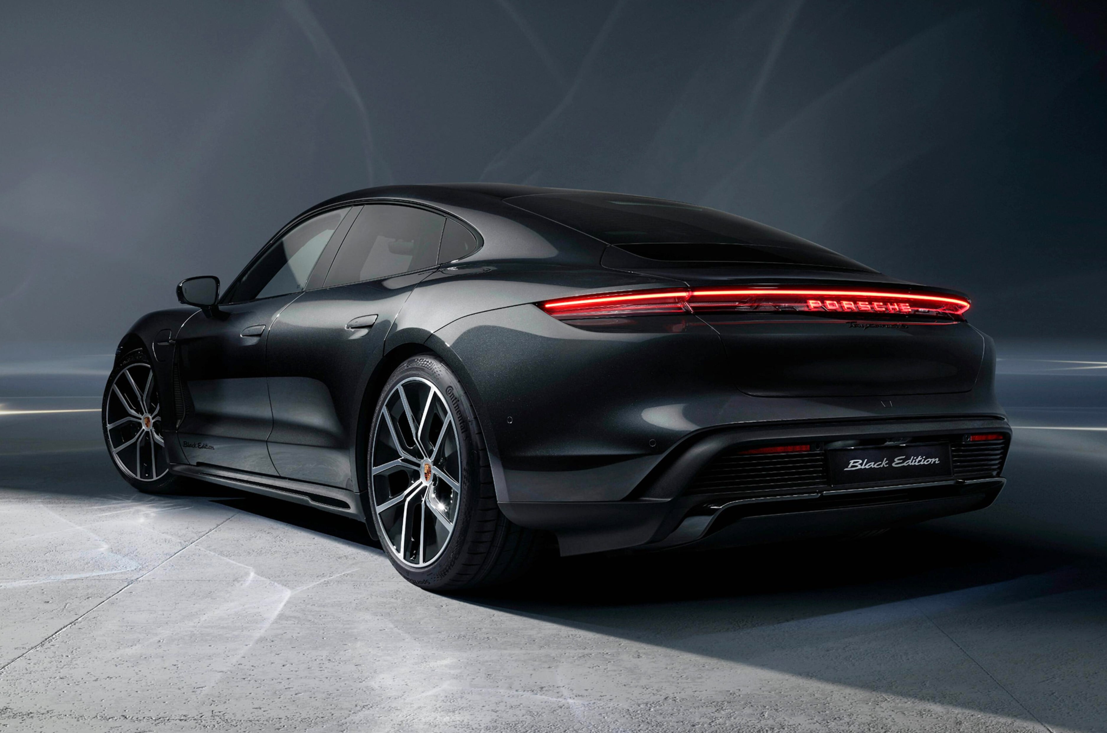 Taycan 4S Black Edition rear left studio