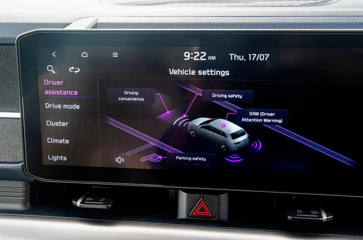 Kia Carens Clavis EV touchscreen