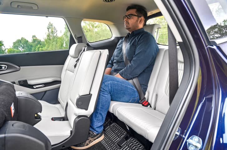 Kia Carens Clavis EV third row space