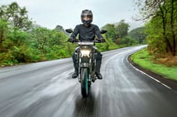 Yamaha FZ-S Fi Hybrid front riding image