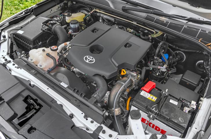 Toyota Fortuner Neo Drive engine 