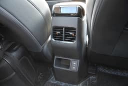 kia syros rear ac vents