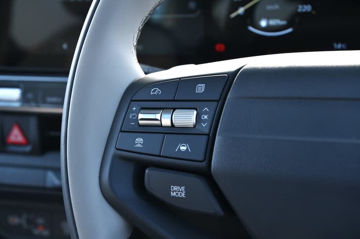 kia syros steering controls