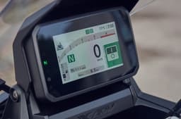 Honda XADV TFT display