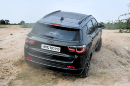 Jeep Compass back
