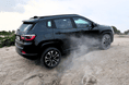It can effortlessly smother any sort of rough surface. Jeep Compass dust