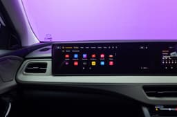 Mahindra XEV 9e Pack Two in studio interior third screen