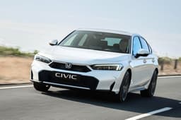 2025 honda civic facelift on road