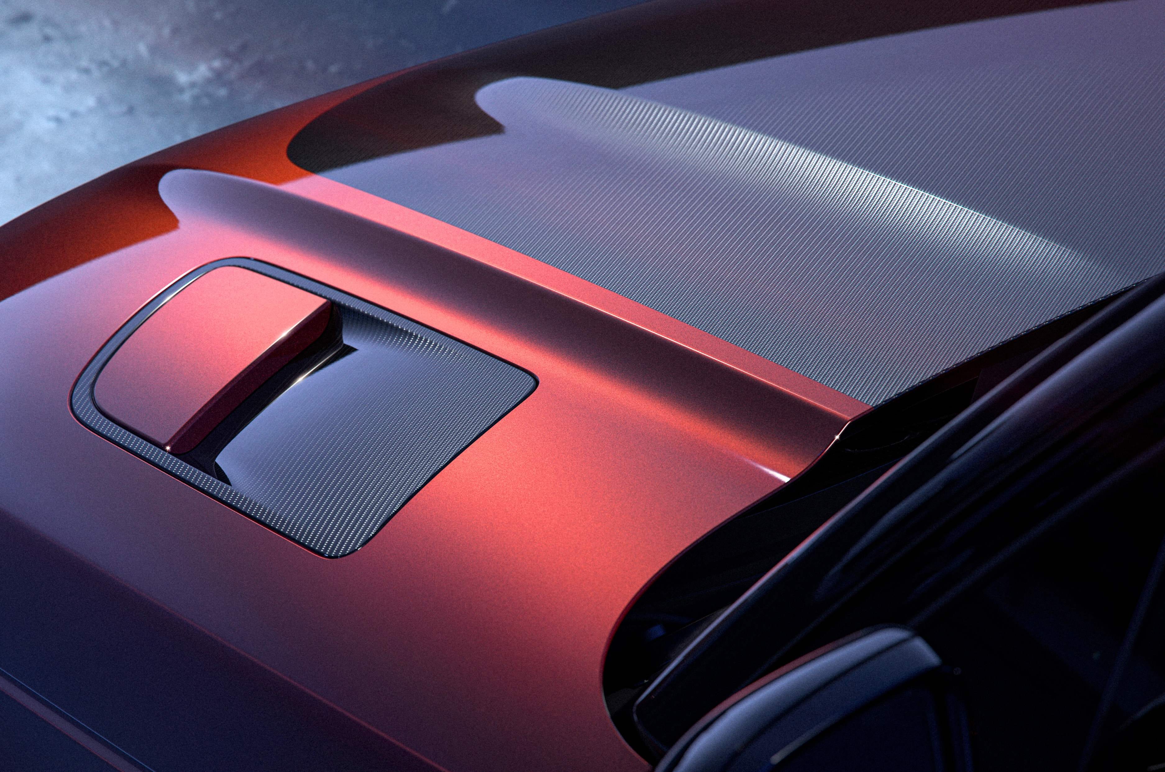 The carbon fibre bonnet, howeever, is an optional extra. 