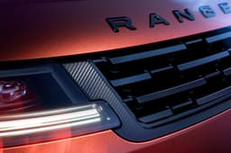 Range Rover Sport Carbon Edition grille 