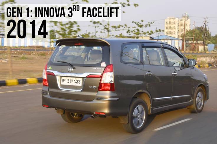 2014 toyota innova facelift rear three quarter tracking 2014 toyota innova facelift on road