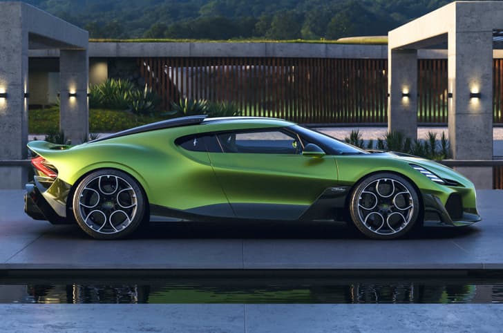 bugatti brouillard in studio