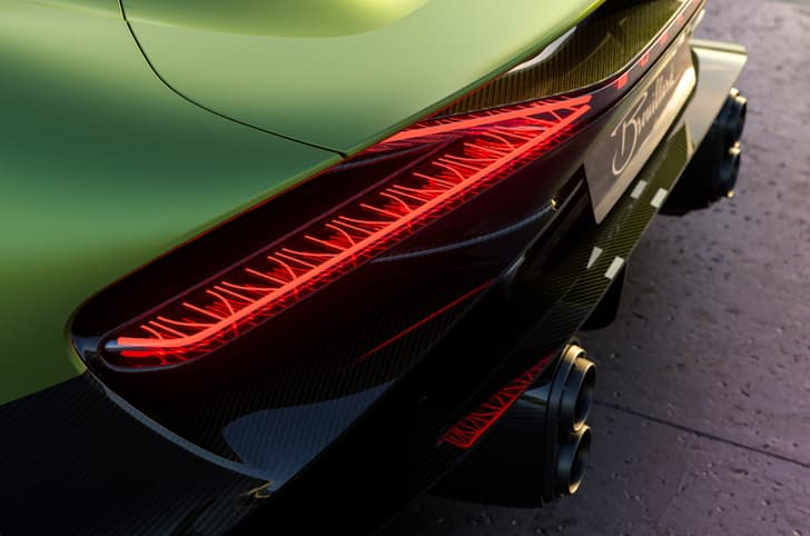 bugatti brouillard in studio