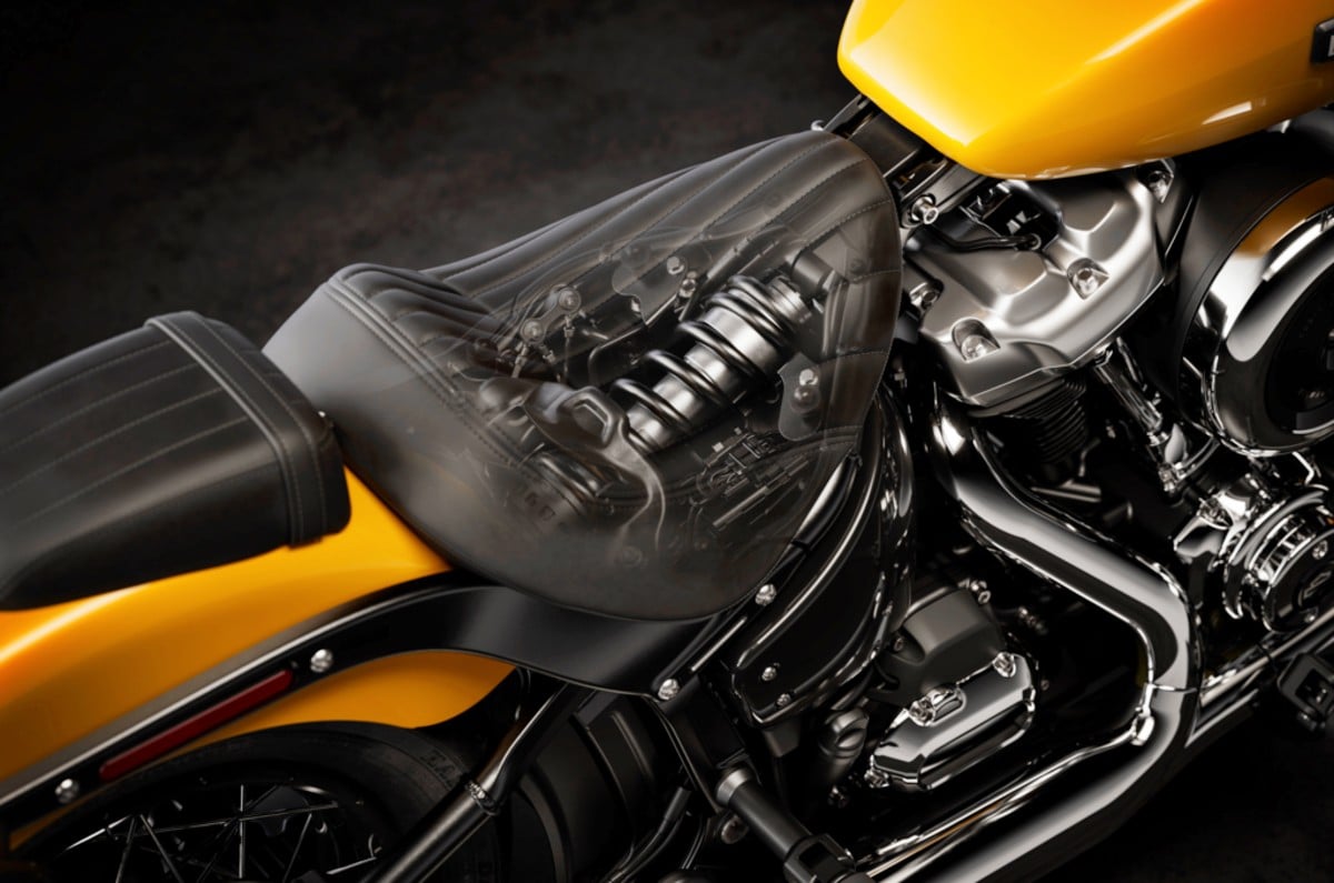 Harley Davidson Street Bob rear suspension