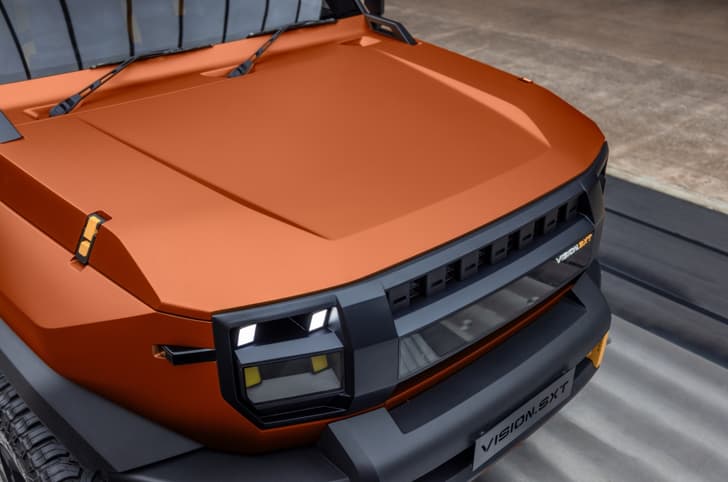 Mahindra Vision SXT concept pick up grille and headlights