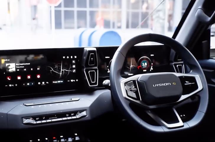 Mahindra Vision S interior physical switchgear