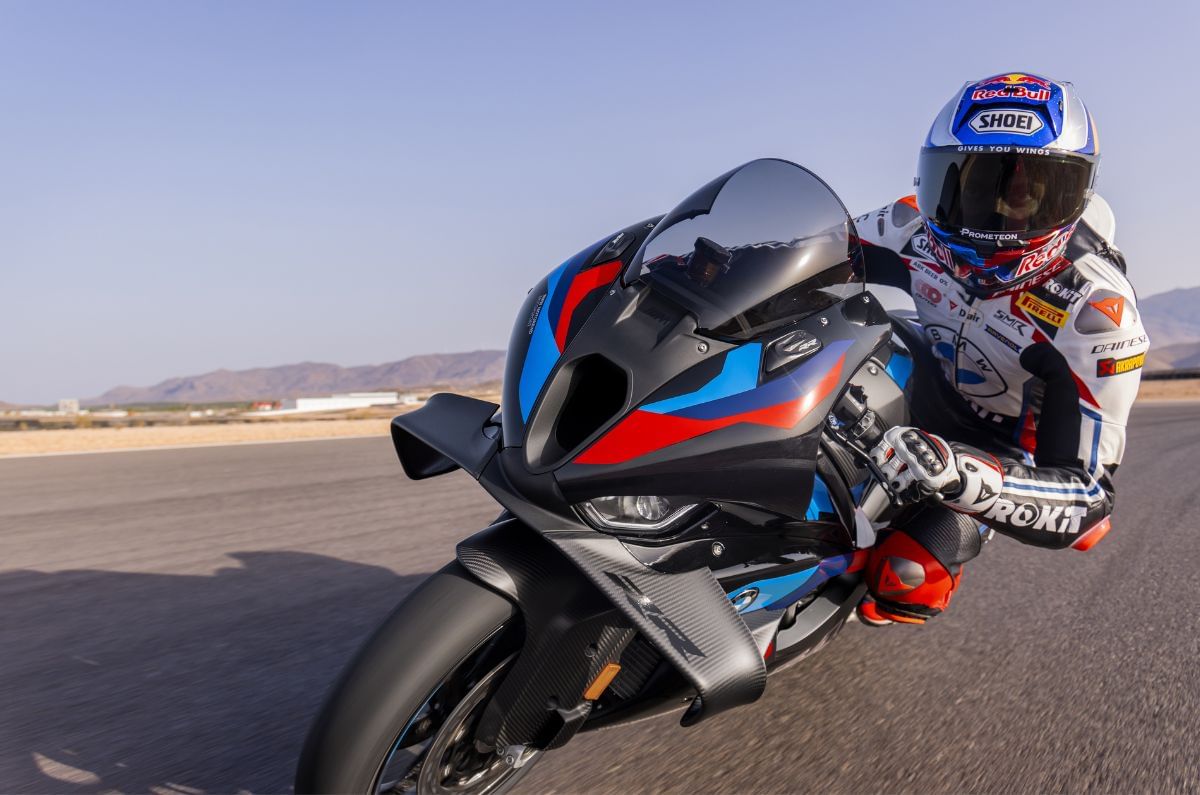 M1000RR STD is priced at Rs 49 lakh, whereas the Competition variant is priced at Rs 55 lakh