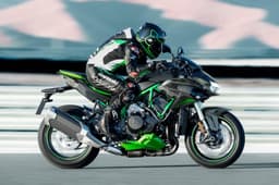 The Kawasaki Z H2 right profile shot