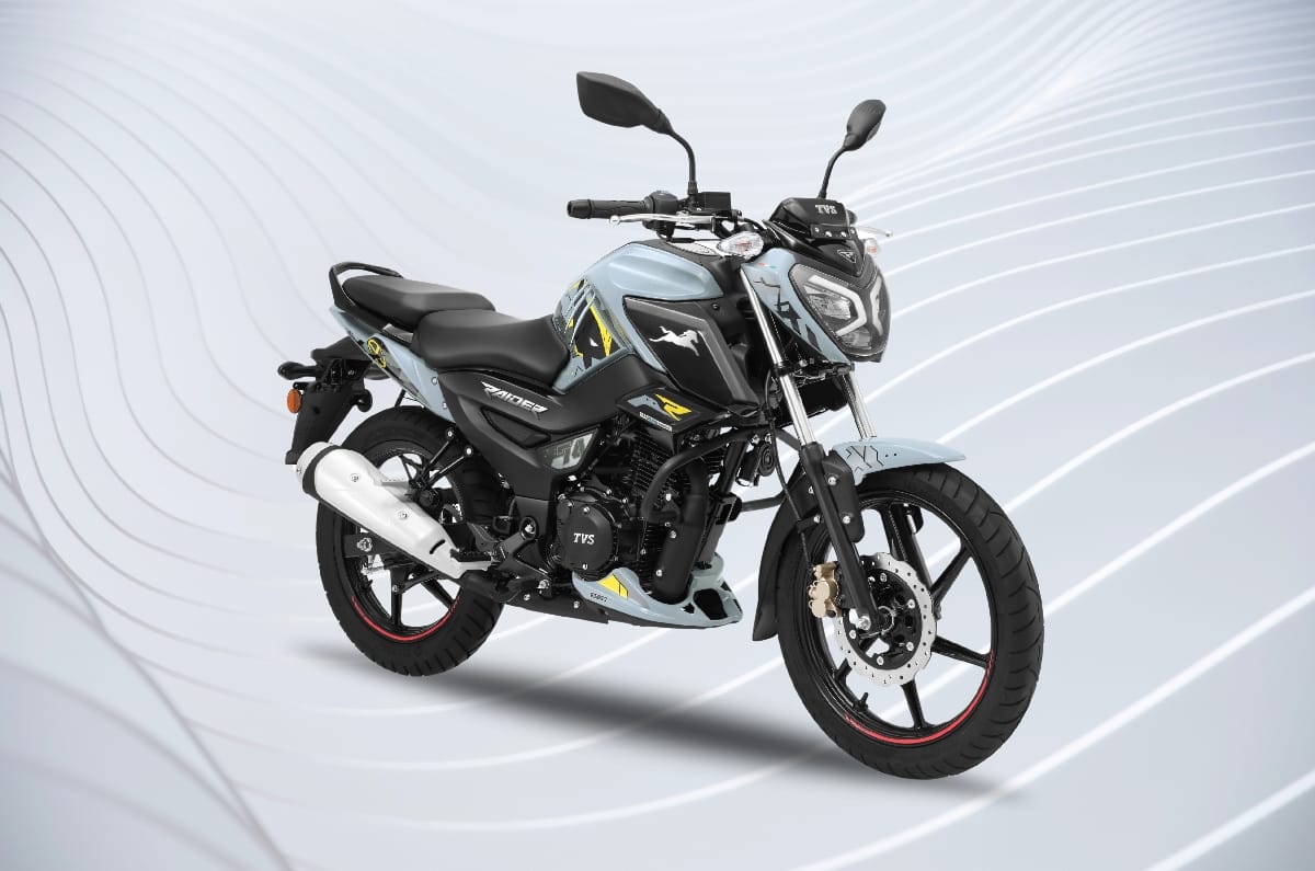 TVS Raider 125 Super Squad Edition in Wolverine-inspired blue and yellow colour scheme