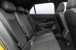 2025 Volkswagen T-Roc second-row seats 