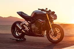 Triumph Speed Triple 1200 RS static shot