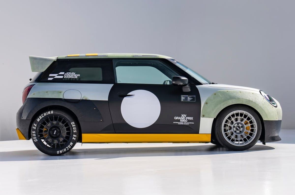 Mini JCW Skeg Concept right side profile
