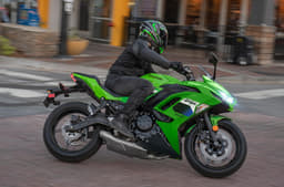 Kawasaki Ninja 650 Lime Green Colour cornering 