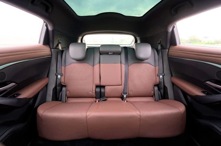 Vinfast VF7 rear seats.