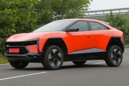 mahindra be 6 in field