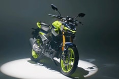 Honda CB125 Hornet colours image gallery