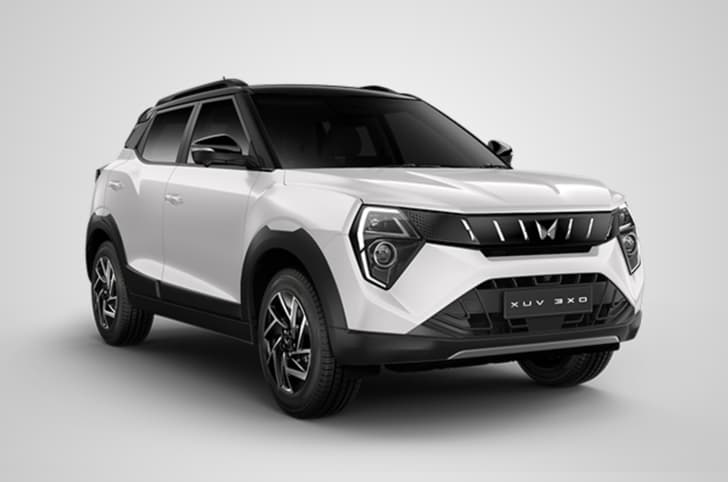 mahindra xuv 3xo everest white with black roof colour
