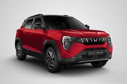mahindra xuv 3xo tango red with black roof colour