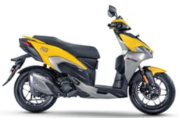 Hero Xoom 125 yellow side profile static in studio