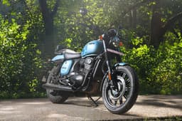 2025 Yezdi Roadster Front three fourth shot