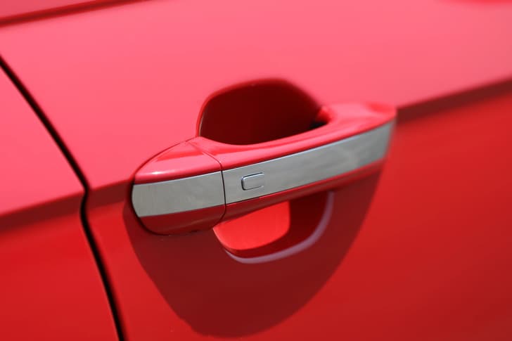 skoda slavia in field