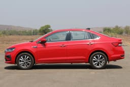 skoda slavia in field