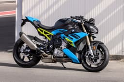 BMW S 1000 R Style Sport front right three quarter shot