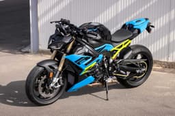 BMW S 1000 R front left three quarter shot